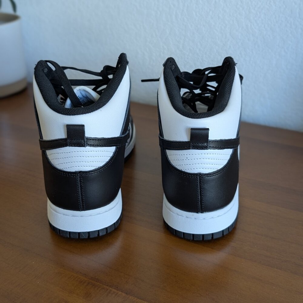 AUTHENTIC Nike Dunk High Panda - Picture 3 of 4